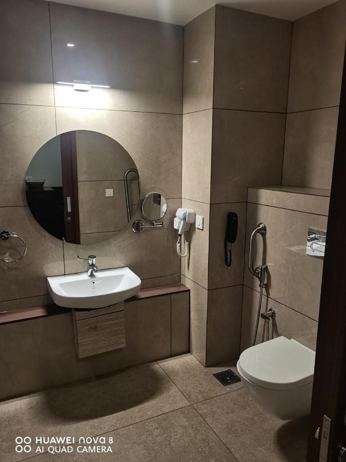 Hotel Emerald Palace Kottiyam Luaran gambar